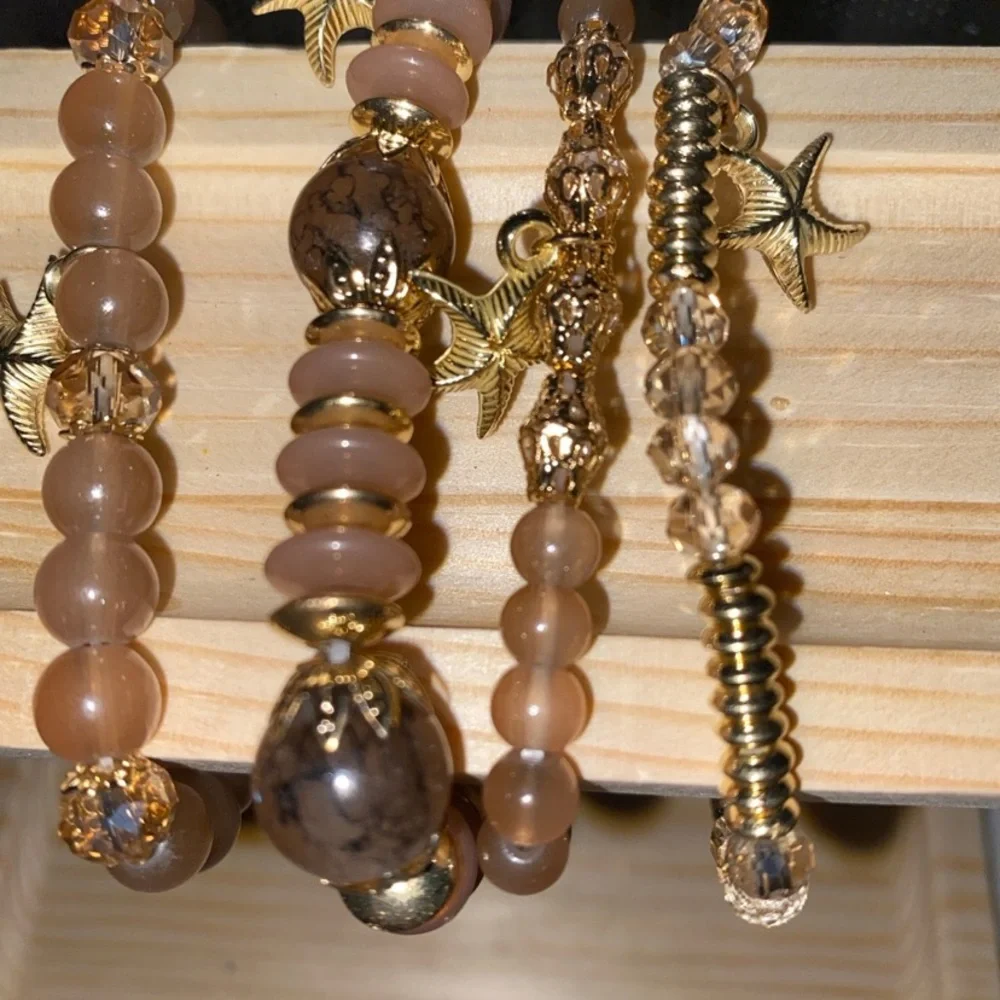 Bracelets 4Gorgeous Bracelet All with a Starfish Charm New - Picture 1 of 3